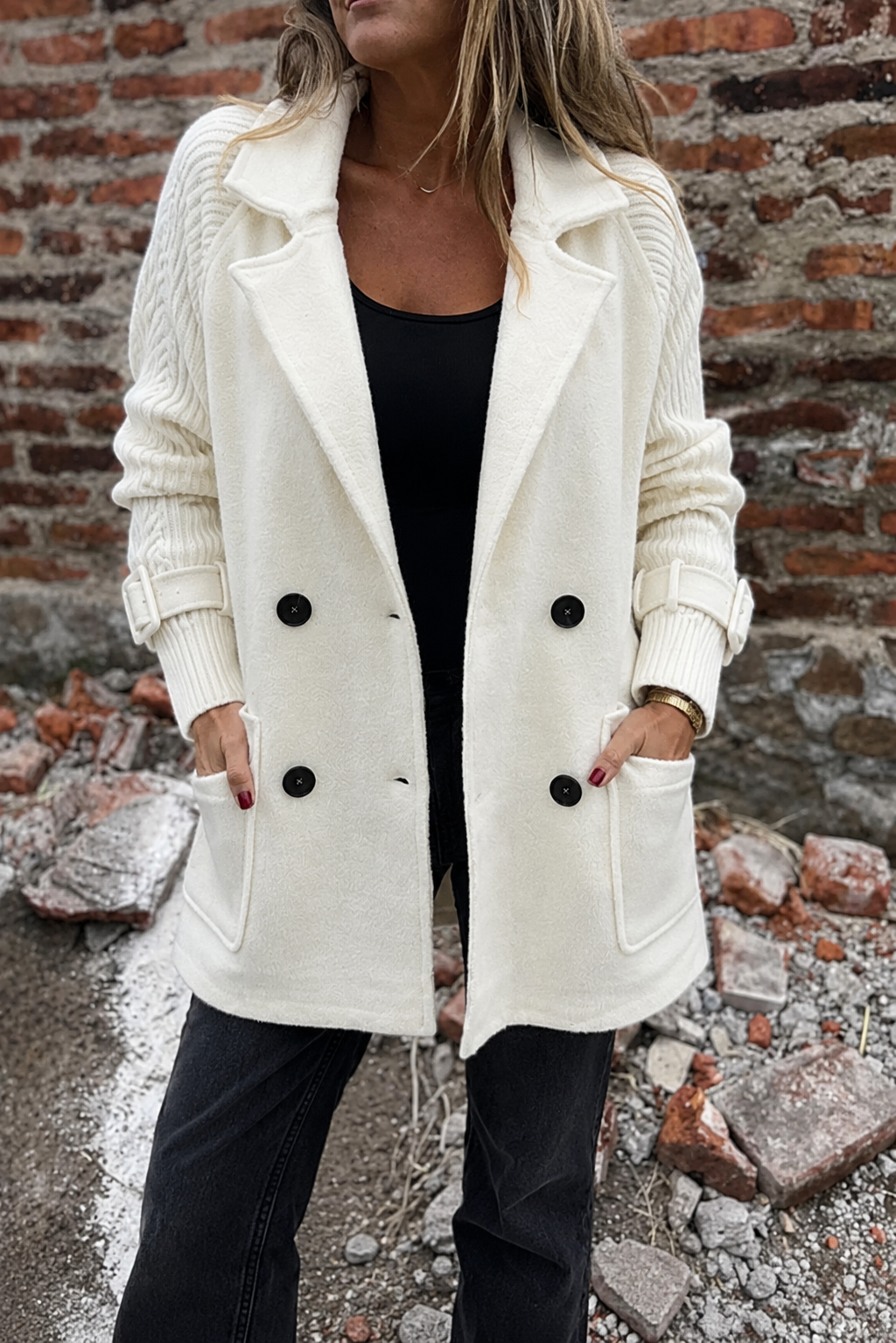 Elara Knit-Sleeve Double-Breasted Blazer | SIMSHA