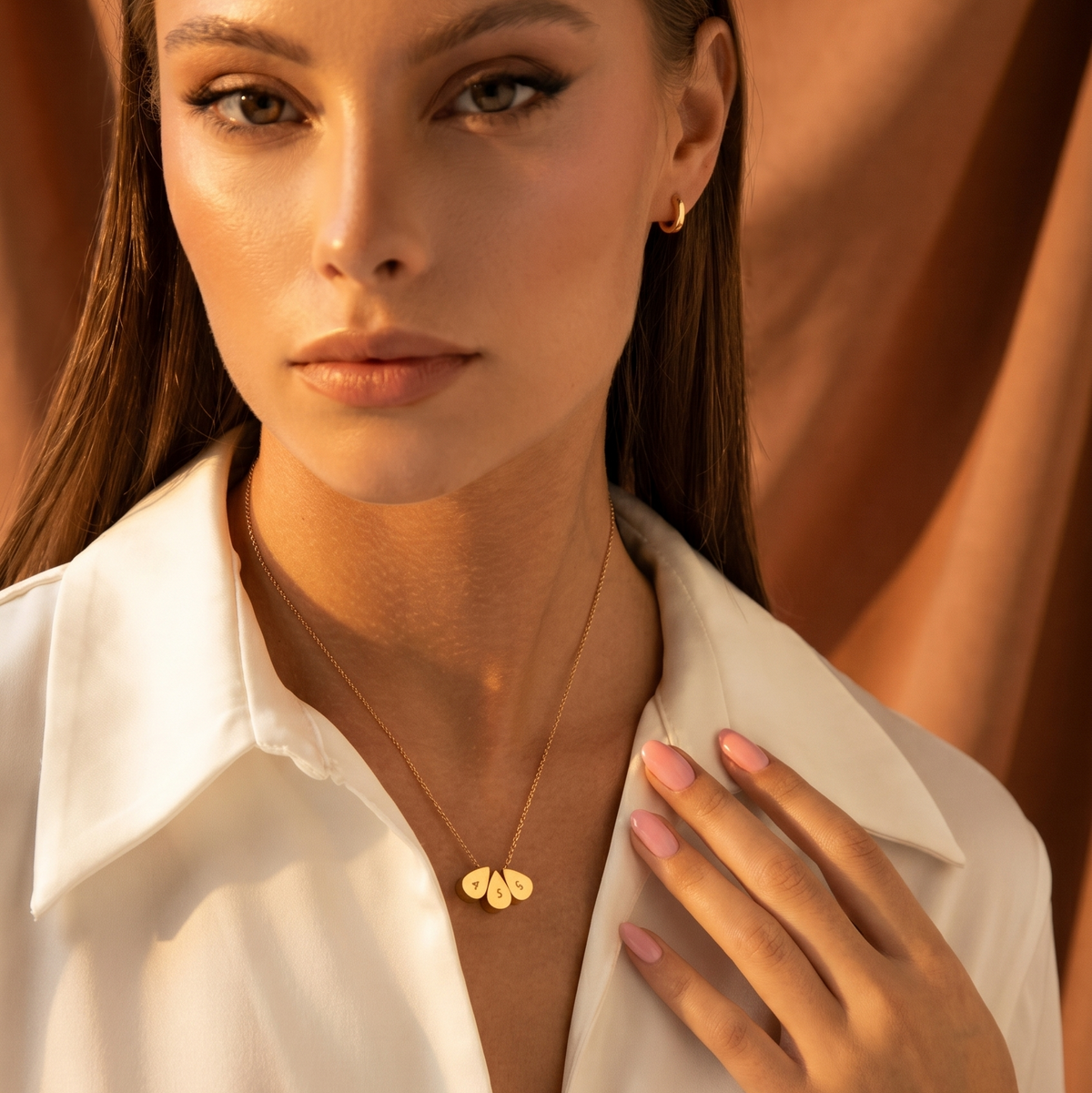 Teardrop Bead Necklace in Gold