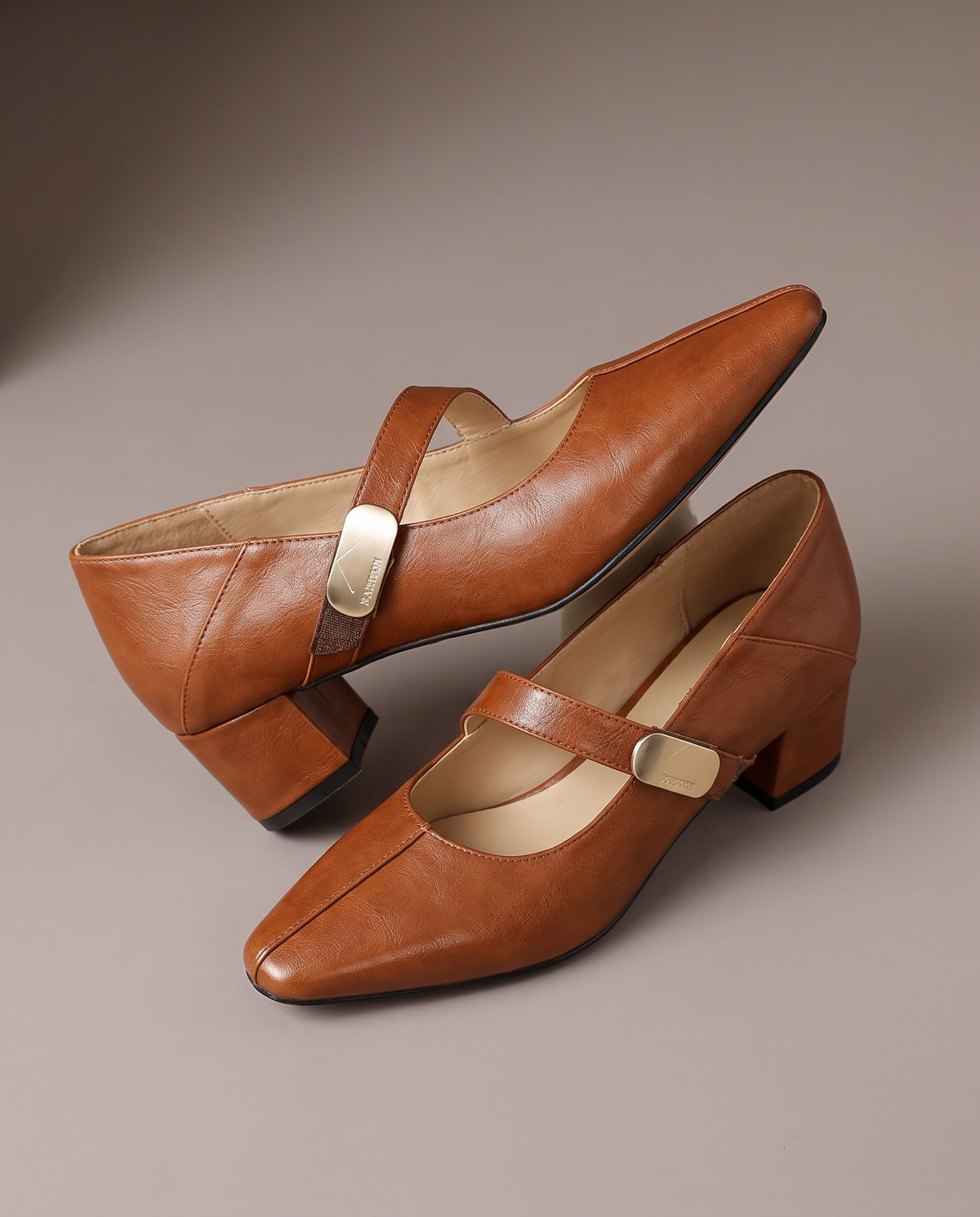 Isla™ Gold Detail Mary Janes