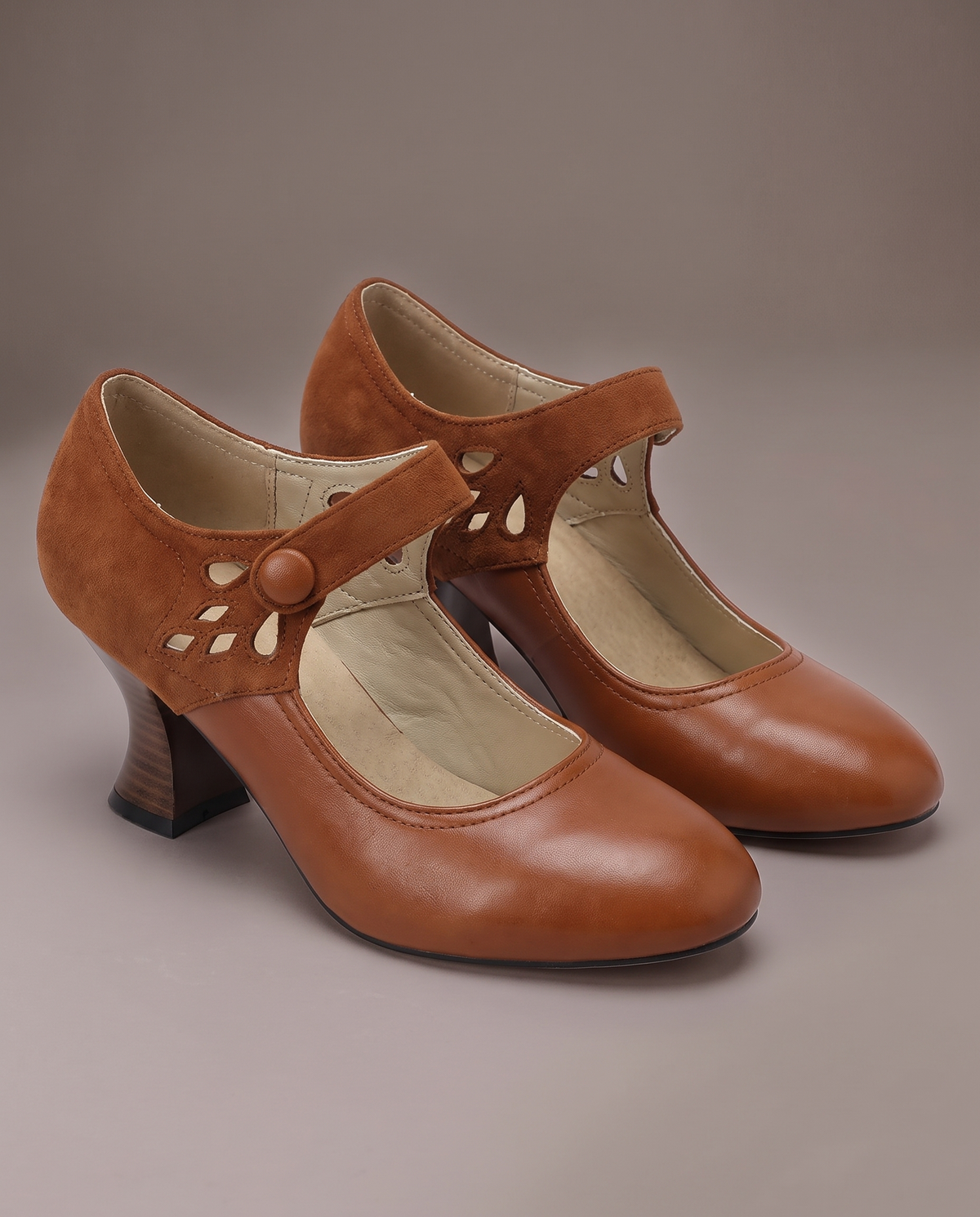 Madeleine™ Vintage Mary Jane Heels