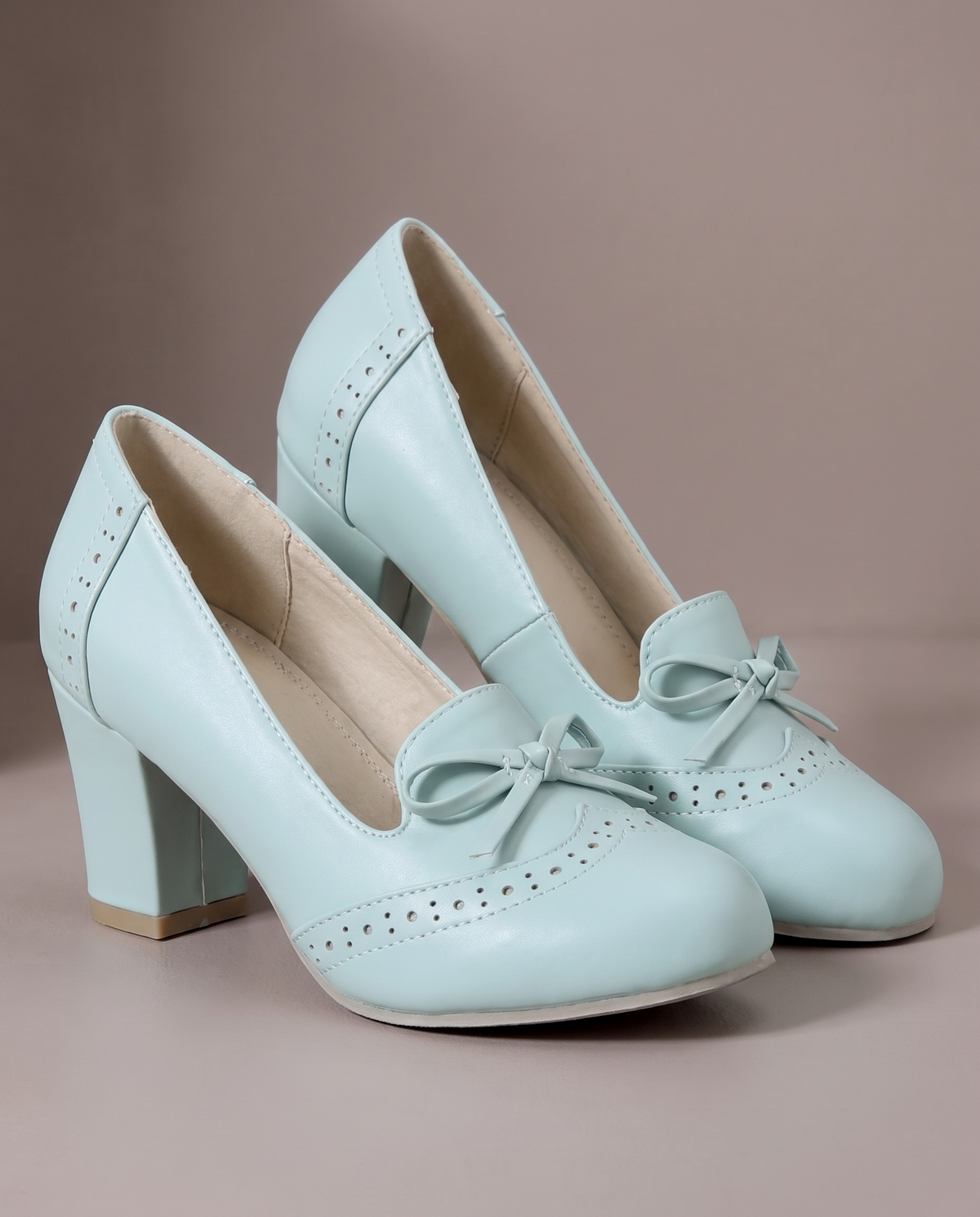 Eloise™ Vintage Bow Heels
