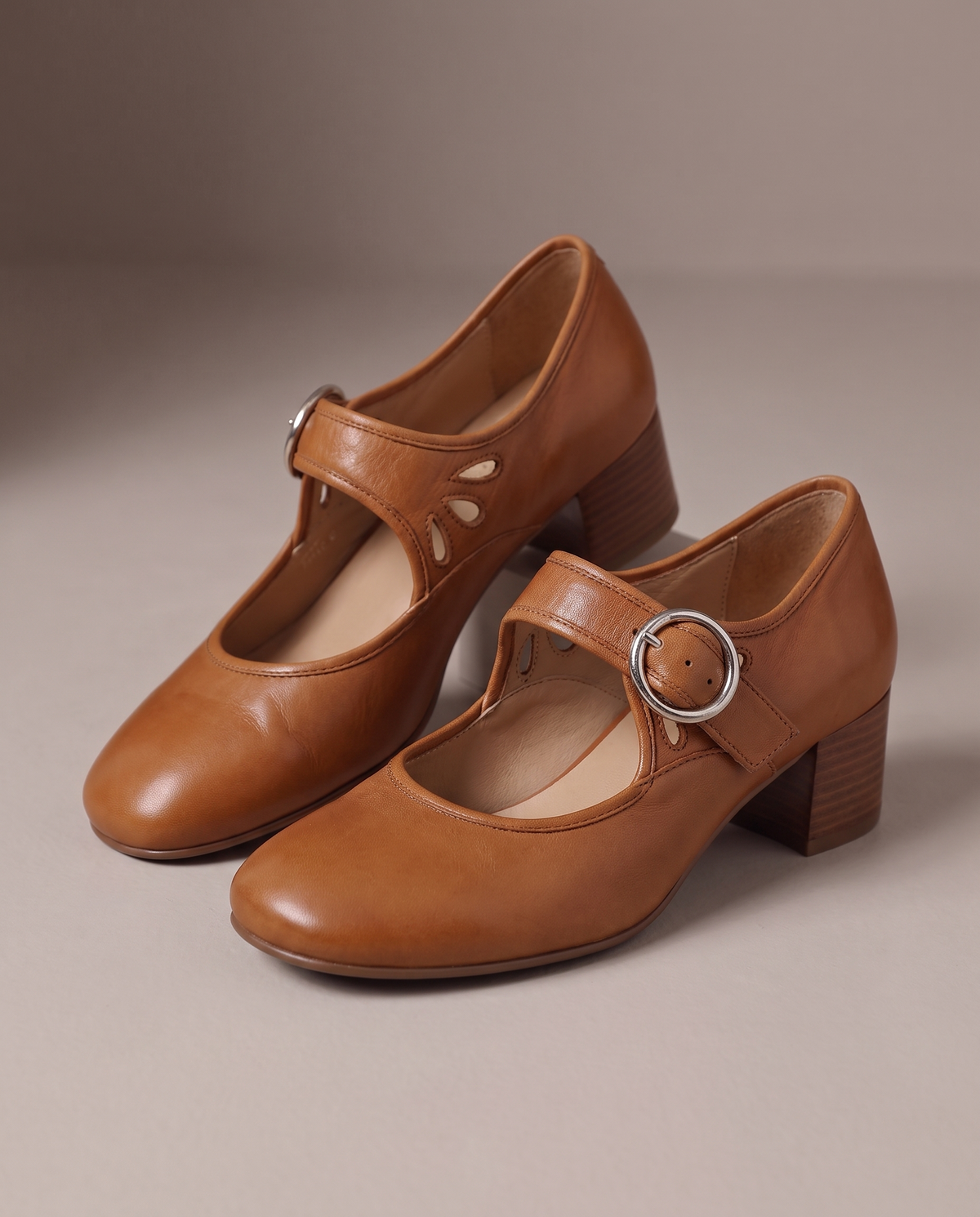 Amelie™ Classic Leather Mary Janes
