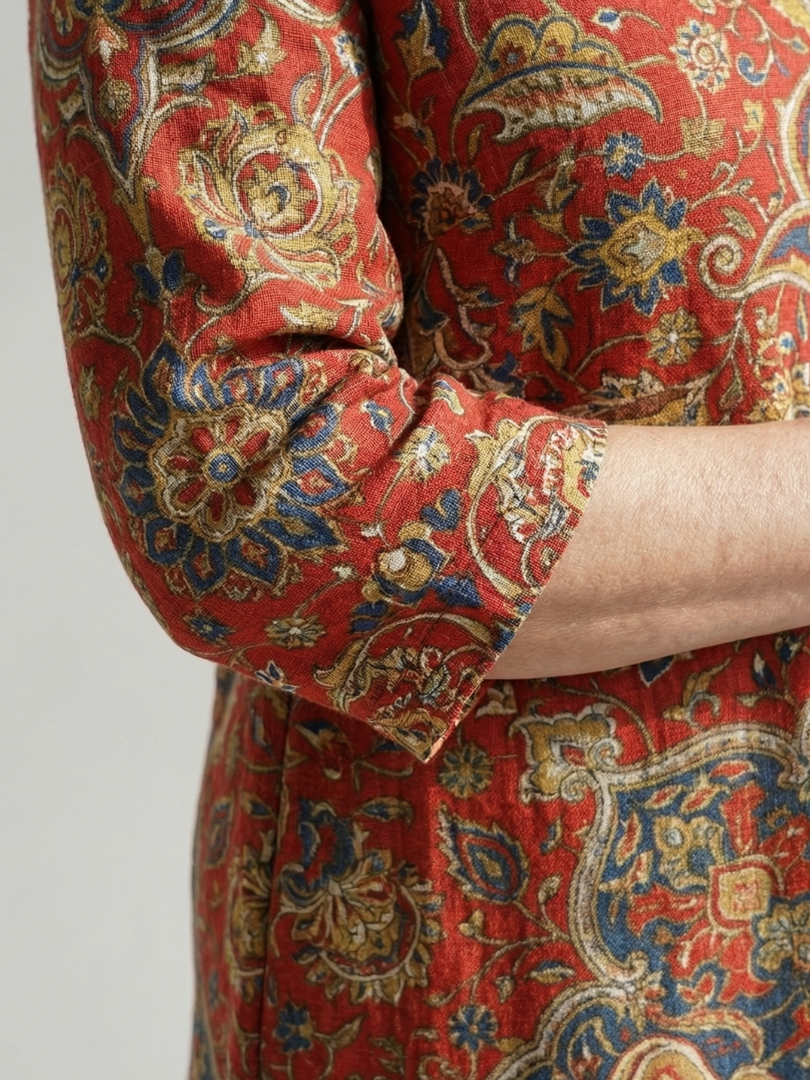 Sienna Flattering Floral Midi Dress