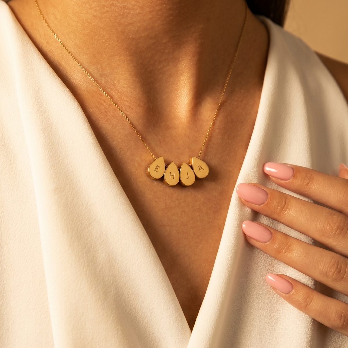 Teardrop Bead Necklace in Gold