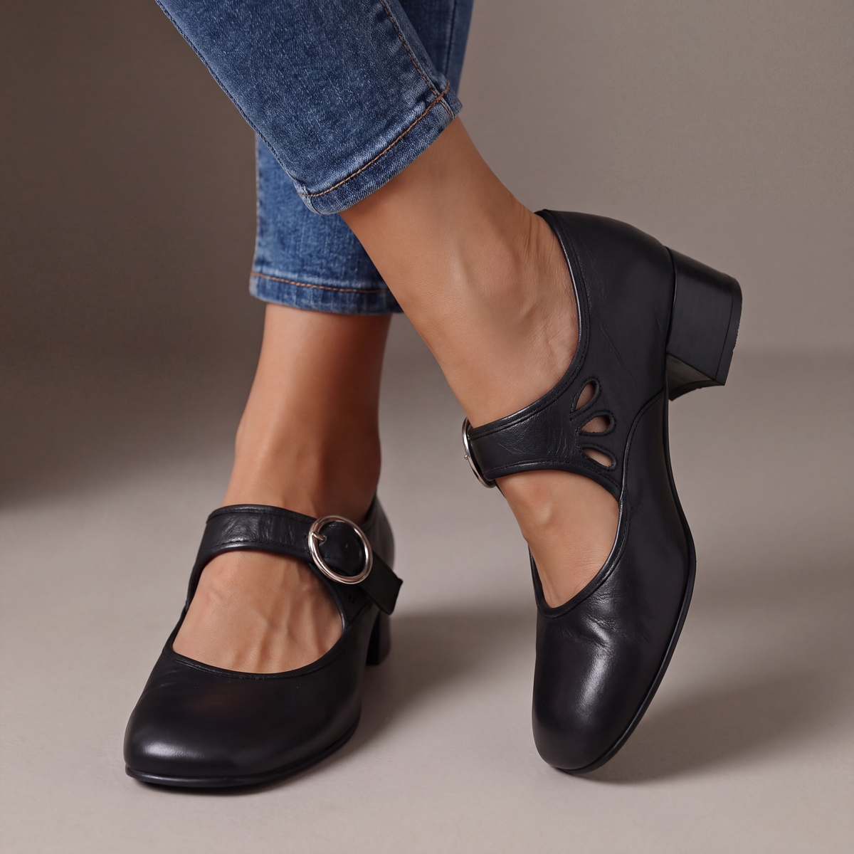 Amelie™ Classic Leather Mary Janes