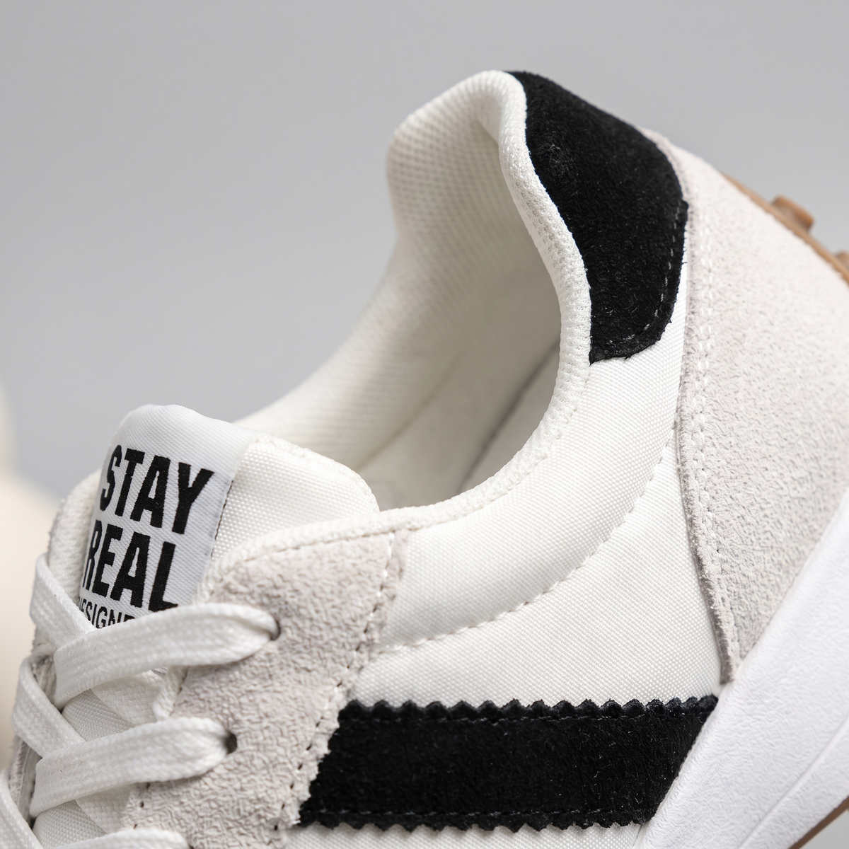 Isobel™ | Classic Comfort Sneakers
