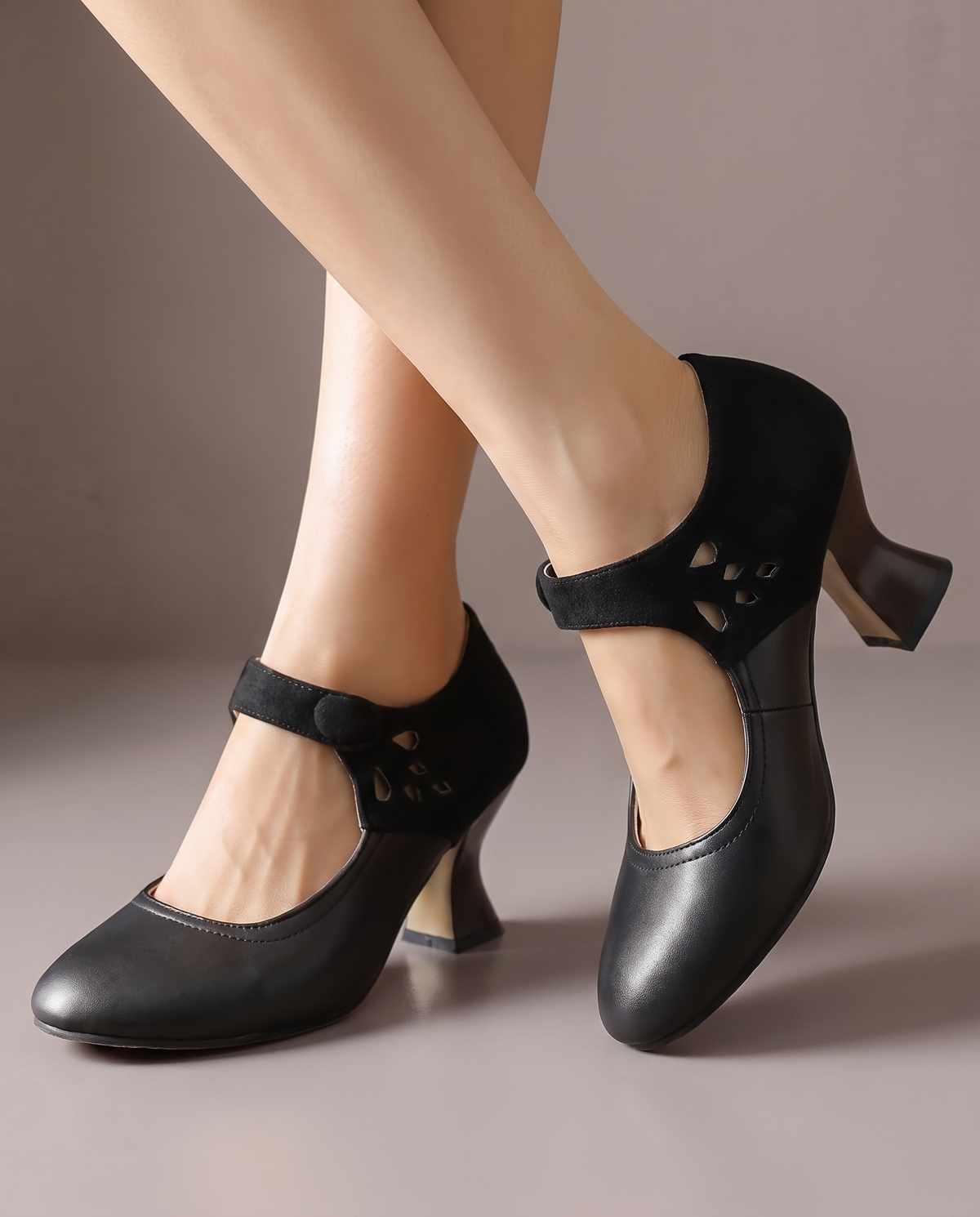 Florence™ Vintage Cut-Out Heels