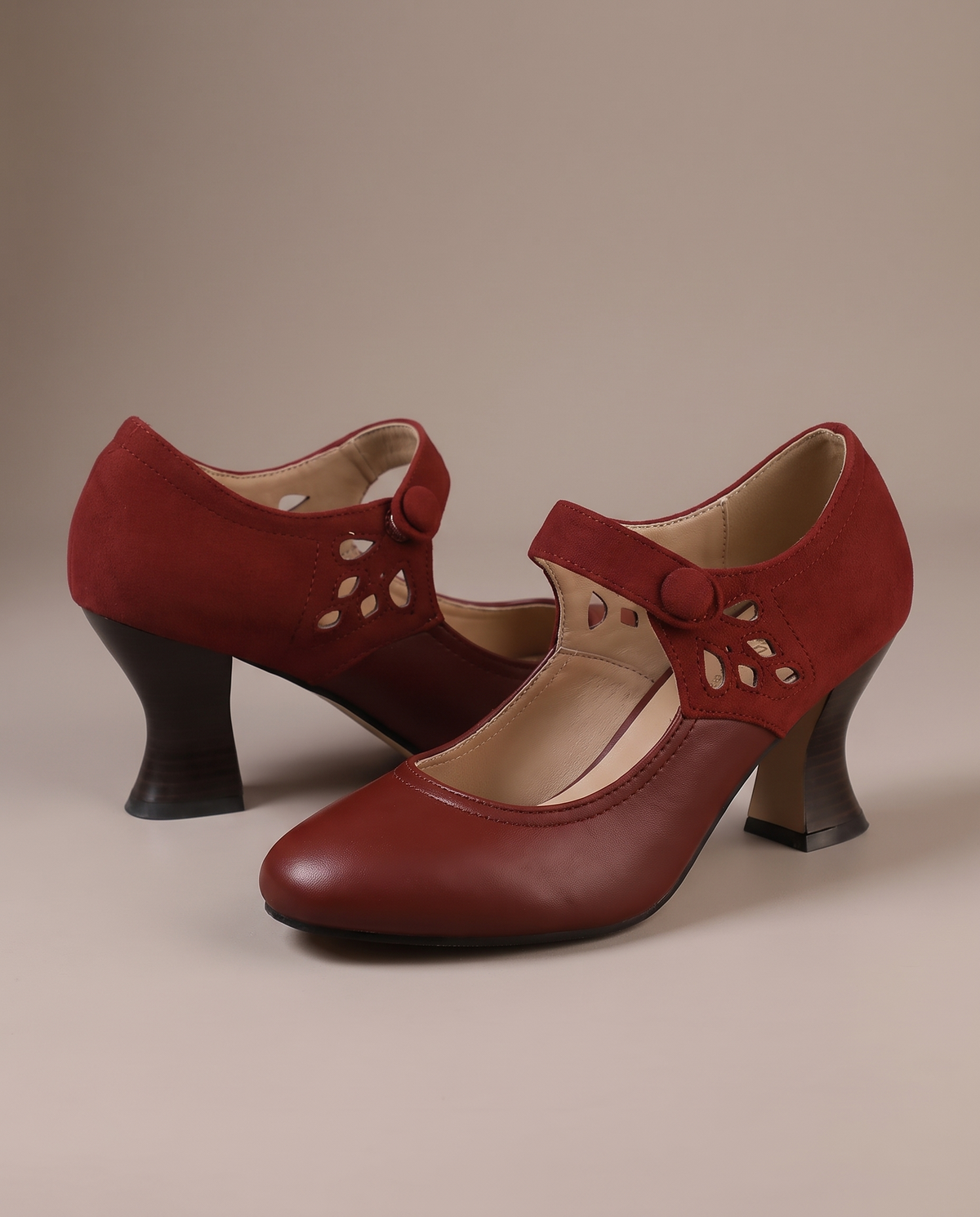 Florence™ Vintage Cut-Out Heels