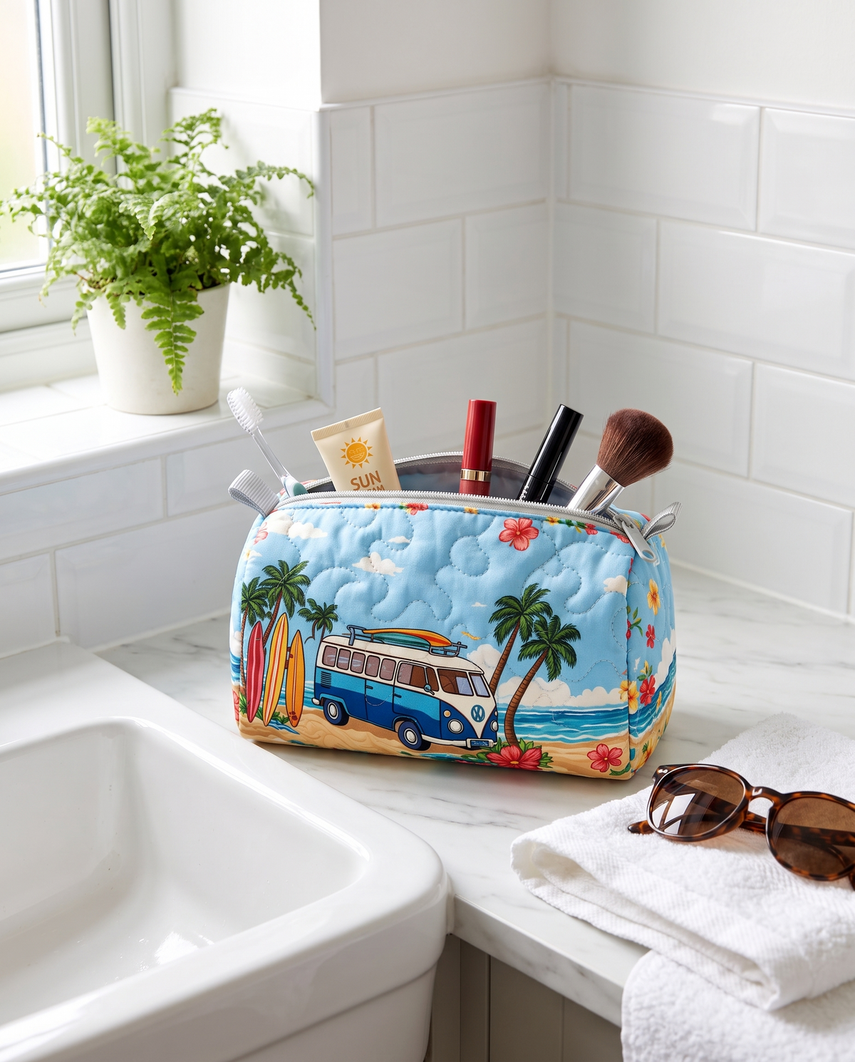 SURF | TROPICAL BEACH CAMPER COSMETIC BAG