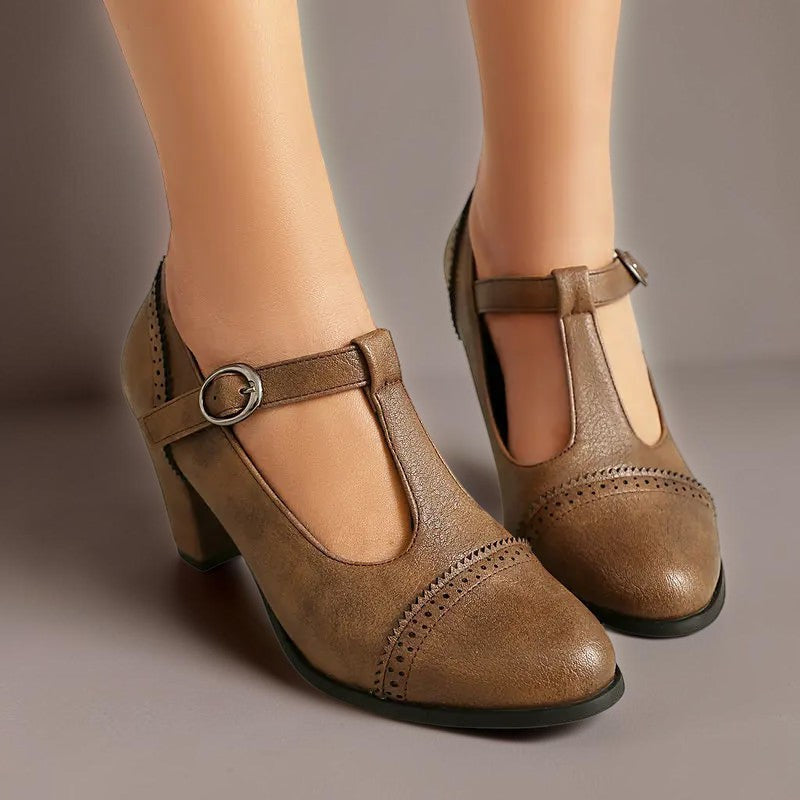 Noelle™ Heritage T-Bar Heels